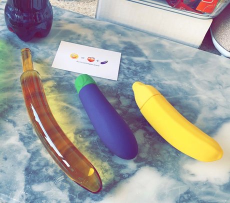 Naken läckt OnlyFans-bild av Tamsen Stone