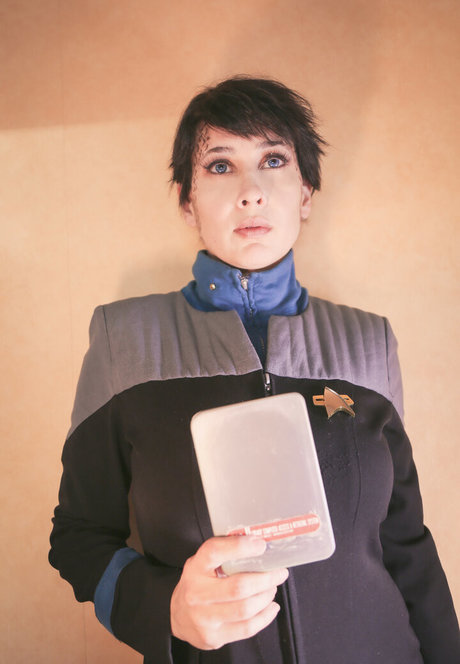 Alasti lekkinud OnlyFans-i pilt Vampisaurus