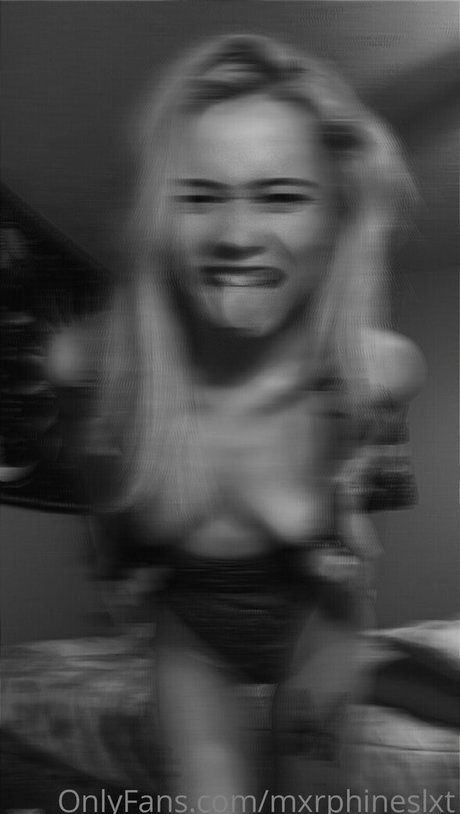 Обнаженная фотография утечки OnlyFans от Mxrphineslxt