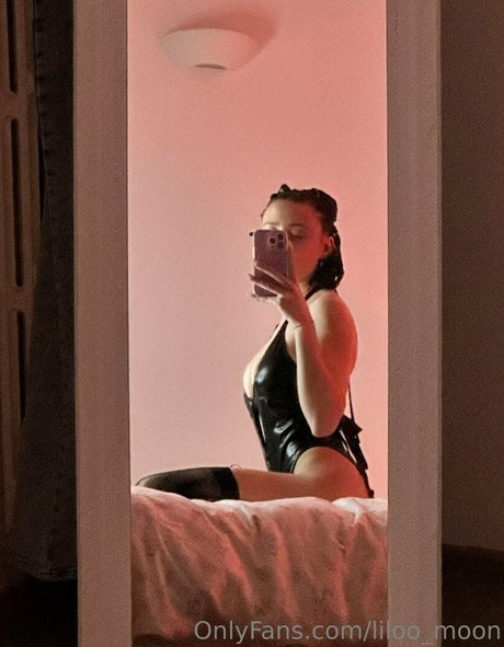 Обнаженная фотография утечки OnlyFans от Liloo Moon