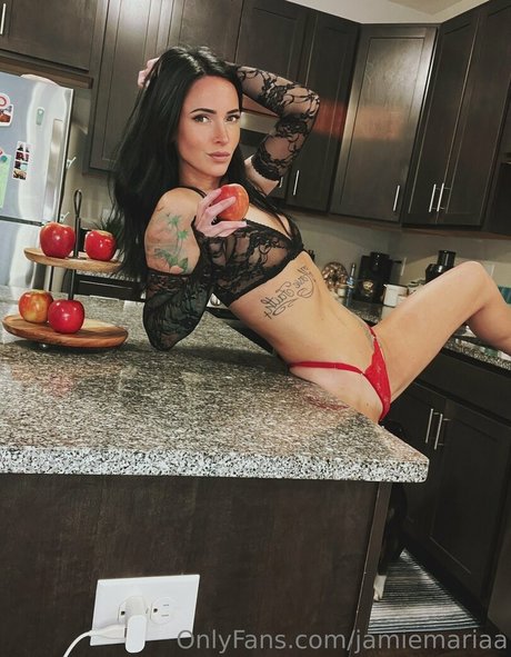 Обнаженная фотография утечки OnlyFans от Jamiemariaa