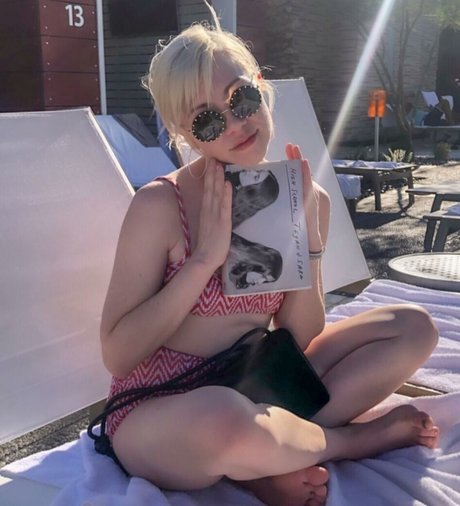 Naken lekkede OnlyFans-bilde av Carly Rae Jepsen