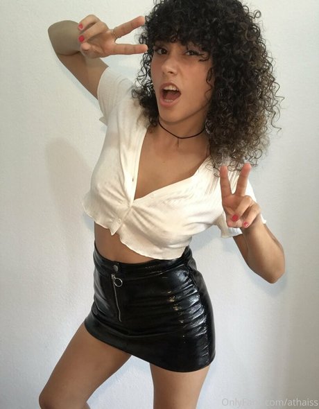 Nacktes geleaktes OnlyFans-Foto von Athaiss