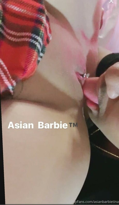 Nacktes geleaktes OnlyFans-Foto von Missasianbarbie69