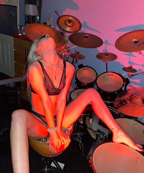 Naken lekkede OnlyFans-bilde av Mercy Wight