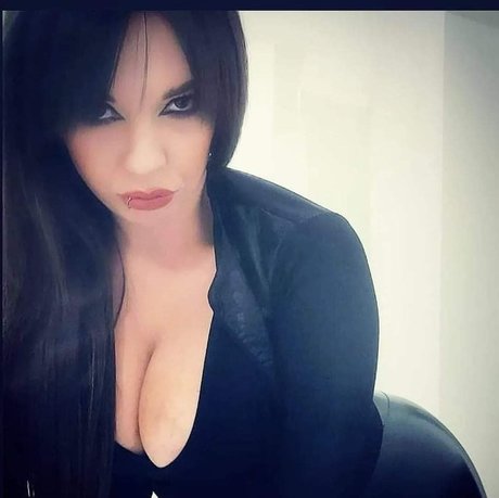 Nahá fotka uniklých OnlyFans od Claudia Loforese