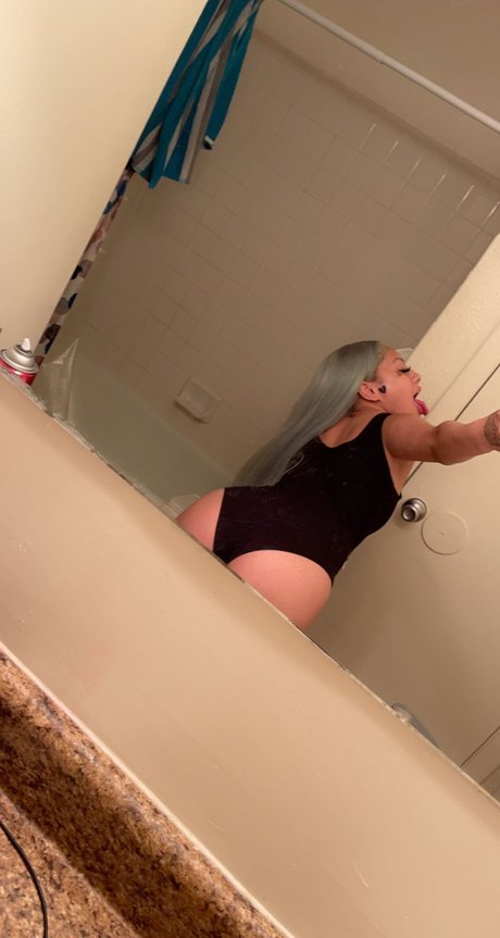 Nacktes geleaktes OnlyFans-Foto von Gl0babyy 