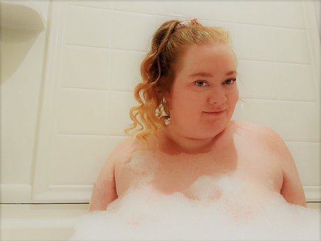 Foto di nudo di fuga di OnlyFans di Lady Indica Ashes