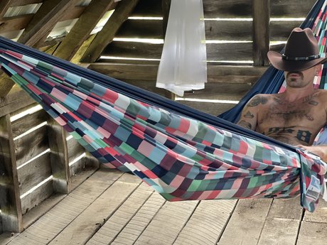 Foto di nudo di fuga di OnlyFans di Chris Damned