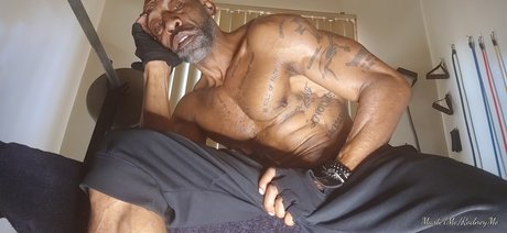 Naken lekkede OnlyFans-bilde av Mastermou1434689