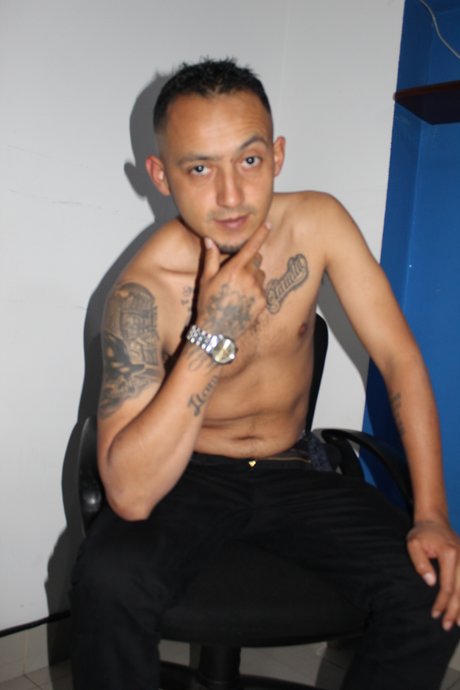 Foto di nudo di fuga di OnlyFans di Cristian