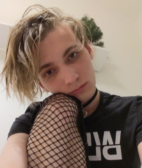 Luna  OnlyFansリークヌード写真