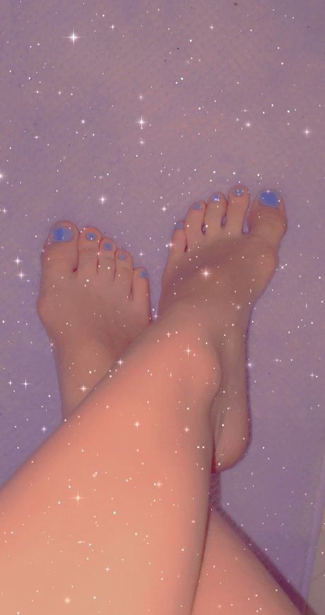 Naken lekkede OnlyFans-bilde av Lolalusts