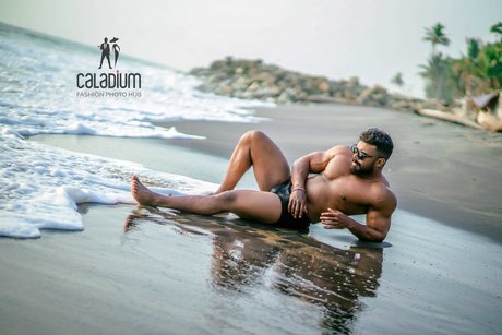 Обнаженная фотография утечки OnlyFans от Sachinsx