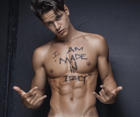 Alasti lekkinud OnlyFans-i pilt Andreas Private 