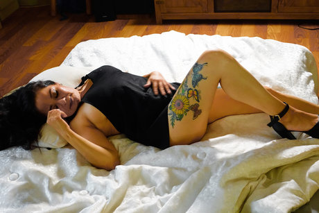 Naken lekkede OnlyFans-bilde av Baking With Naughty Nevaeh