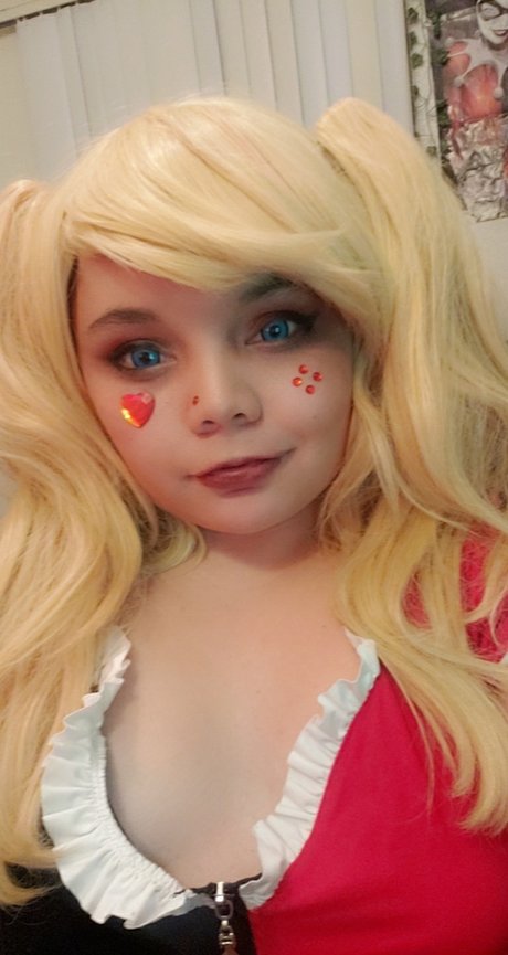 Naken lekkede OnlyFans-bilde av Taterthotgummi