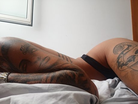 Morenita Bombon naked leaks OnlyFans pic