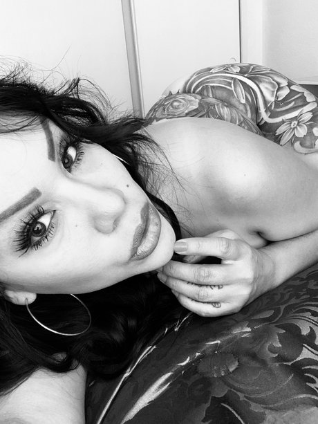 Nahá fotka uniklých OnlyFans od Aabbylicious Muah