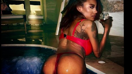 OnlyFans-model Kalizziefree