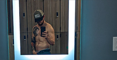 Naken lekkede OnlyFans-bilde av Cj