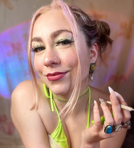 Nahá fotka uniklých OnlyFans od   