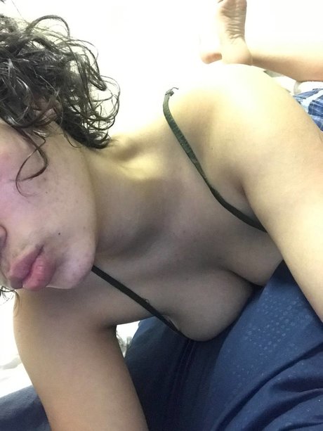 Foto di nudo di fuga di OnlyFans di Fern Overlook