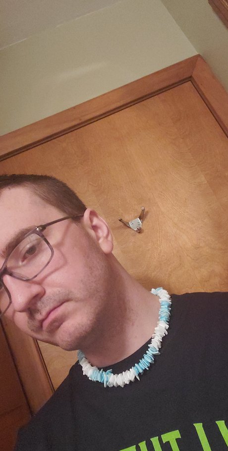 Naken lekkede OnlyFans-bilde av Dylan