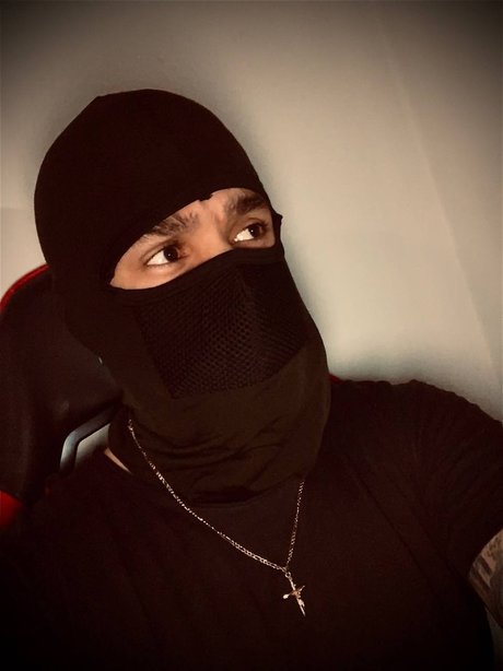 Nacktes geleaktes OnlyFans-Foto von Rakim Thug