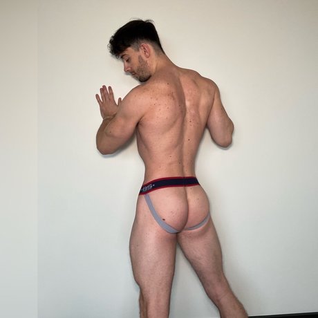 Nahá fotka uniklých OnlyFans od Liam Marshall