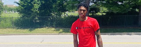 Naken lekkede OnlyFans-bilde av Von Miguel 