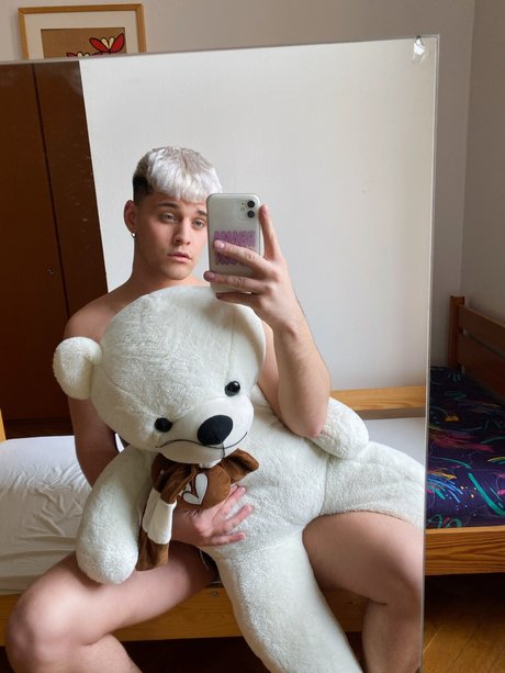 Обнаженная фотография утечки OnlyFans от Peterharrisfree