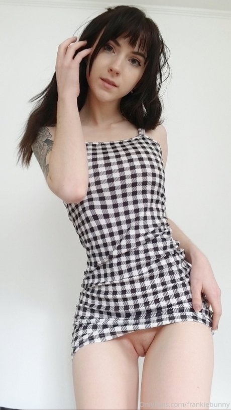 Nacktes geleaktes OnlyFans-Foto von Frankie Bunnie
