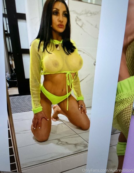 Audrey Bitoni OnlyFans泄露裸照