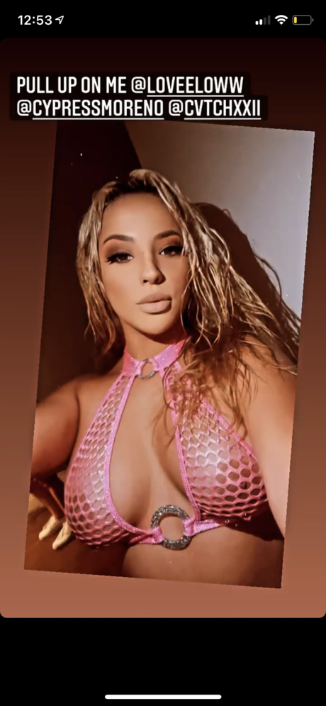 Alasti lekkinud OnlyFans-i pilt Officialvictoriamoore