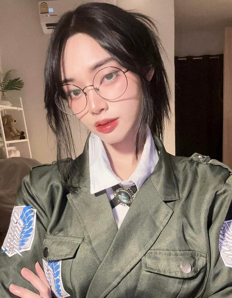 Photo nue de fuite OnlyFans de Mirachis