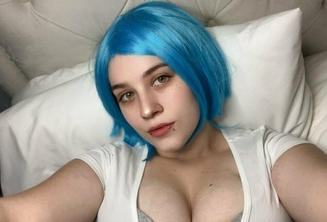 Nahá fotka uniklých OnlyFans od Nogitsunespice