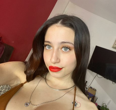 Обнаженная фотография утечки OnlyFans от Milagros Seghi