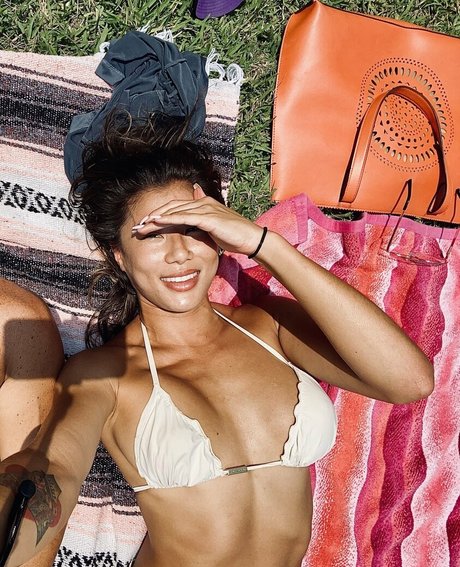 Foto di nudo di fuga di OnlyFans di Lotus Bombb