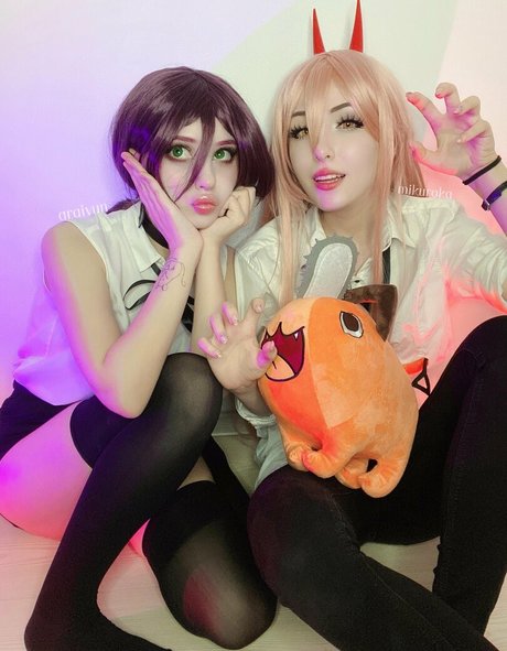 OnlyFans-model Araivun