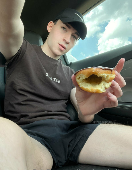 Nahá fotka uniklých OnlyFans od Freedevinholtxxx