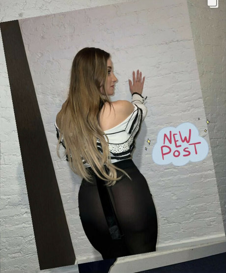 Foto di nudo di fuga di OnlyFans di Jen Smith