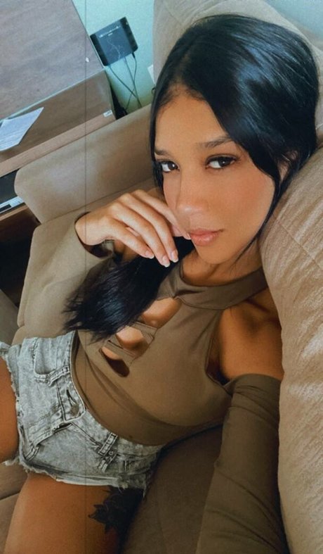 Carla Figueira OnlyFans泄露裸照