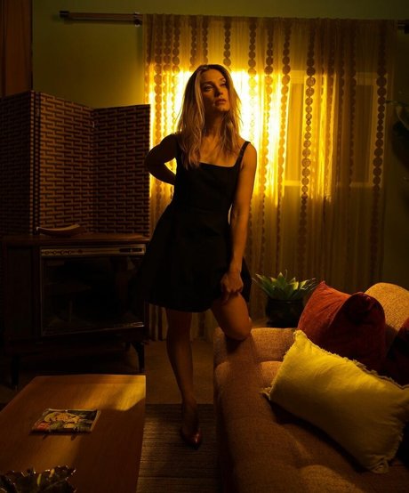 Nacktes geleaktes OnlyFans-Foto von Spencer Grammer