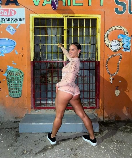 Foto di nudo di fuga di OnlyFans di Teetwerk