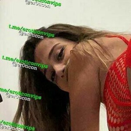Nacktes geleaktes OnlyFans-Foto von Merve Taskin