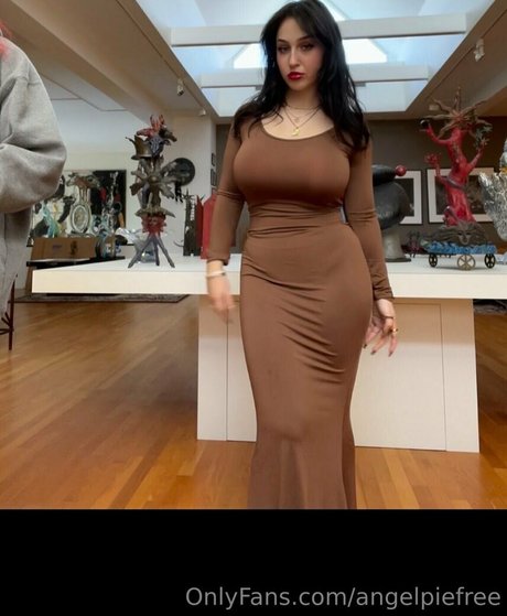 Foto desnuda filtrada de OnlyFans de Angelpiefree