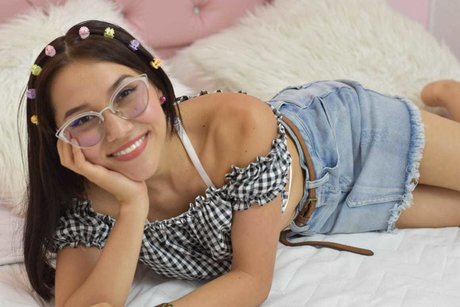 Обнаженная фотография утечки OnlyFans от Sophi Daniels