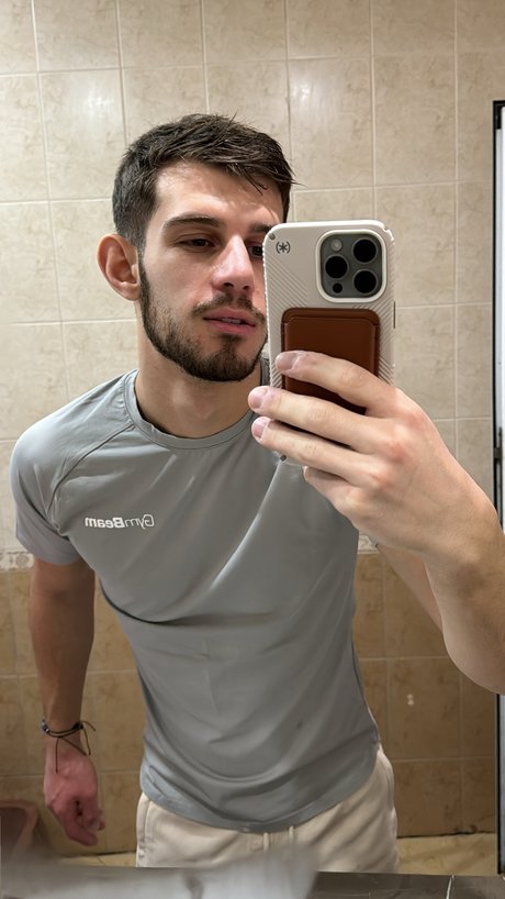 OnlyFans-model Daddydragun