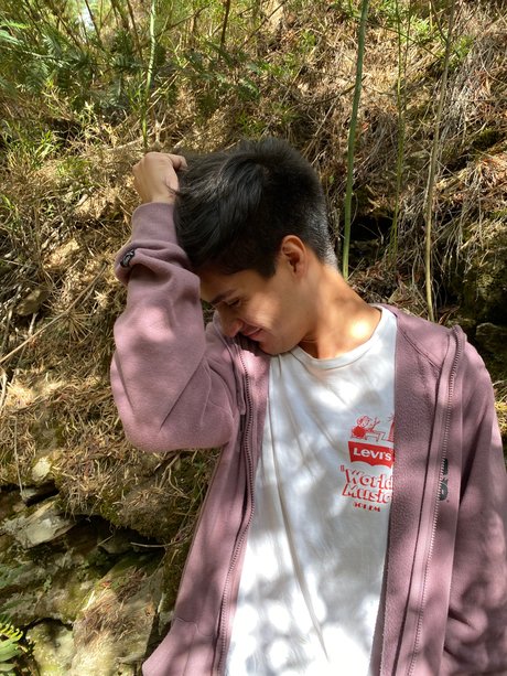 Naken lekkede OnlyFans-bilde av Esteban Espinoza